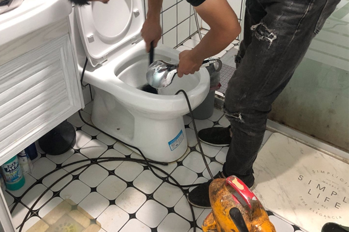 阿尔山疏通下水道