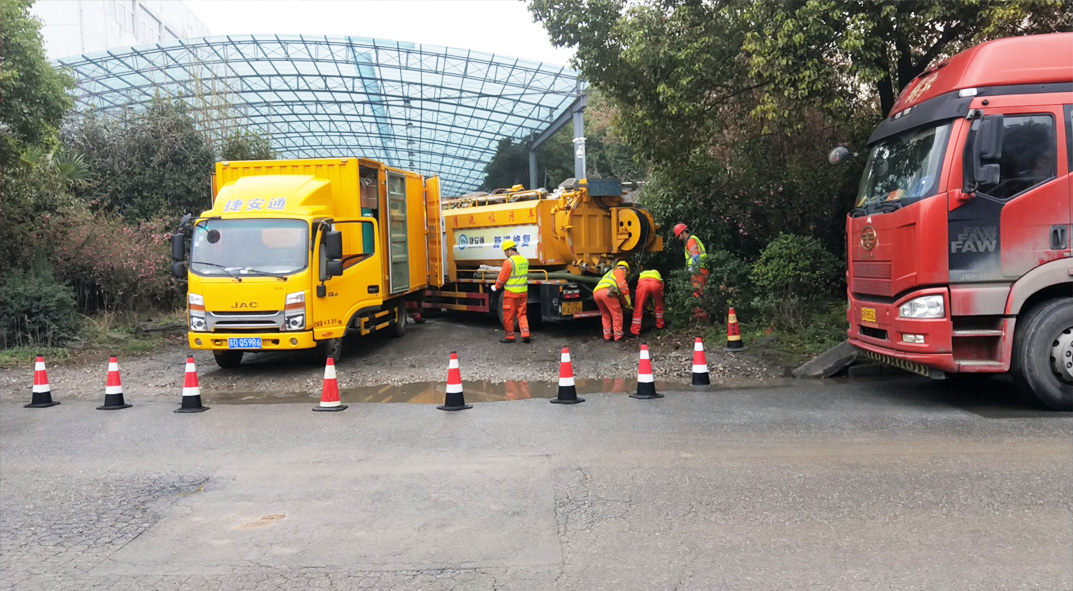 阿尔山成区雨污水管网“四位一体”检测疏通项目